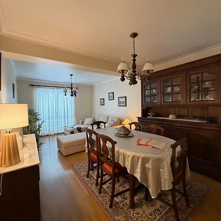 Visconde House